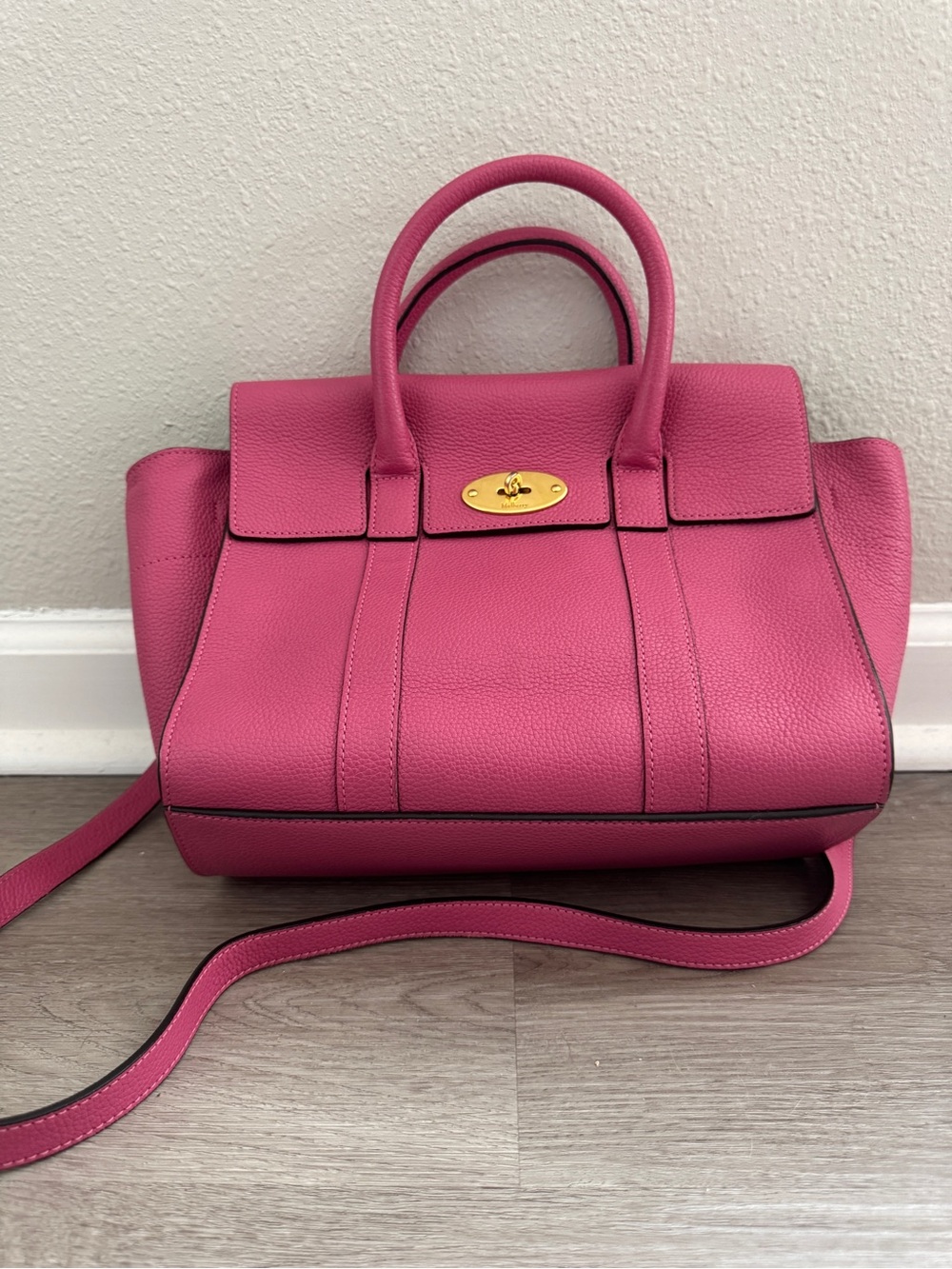Mulberry Hot Pink Pebbled Leather Satchel with Gold Hardware - Picture 4 of 4